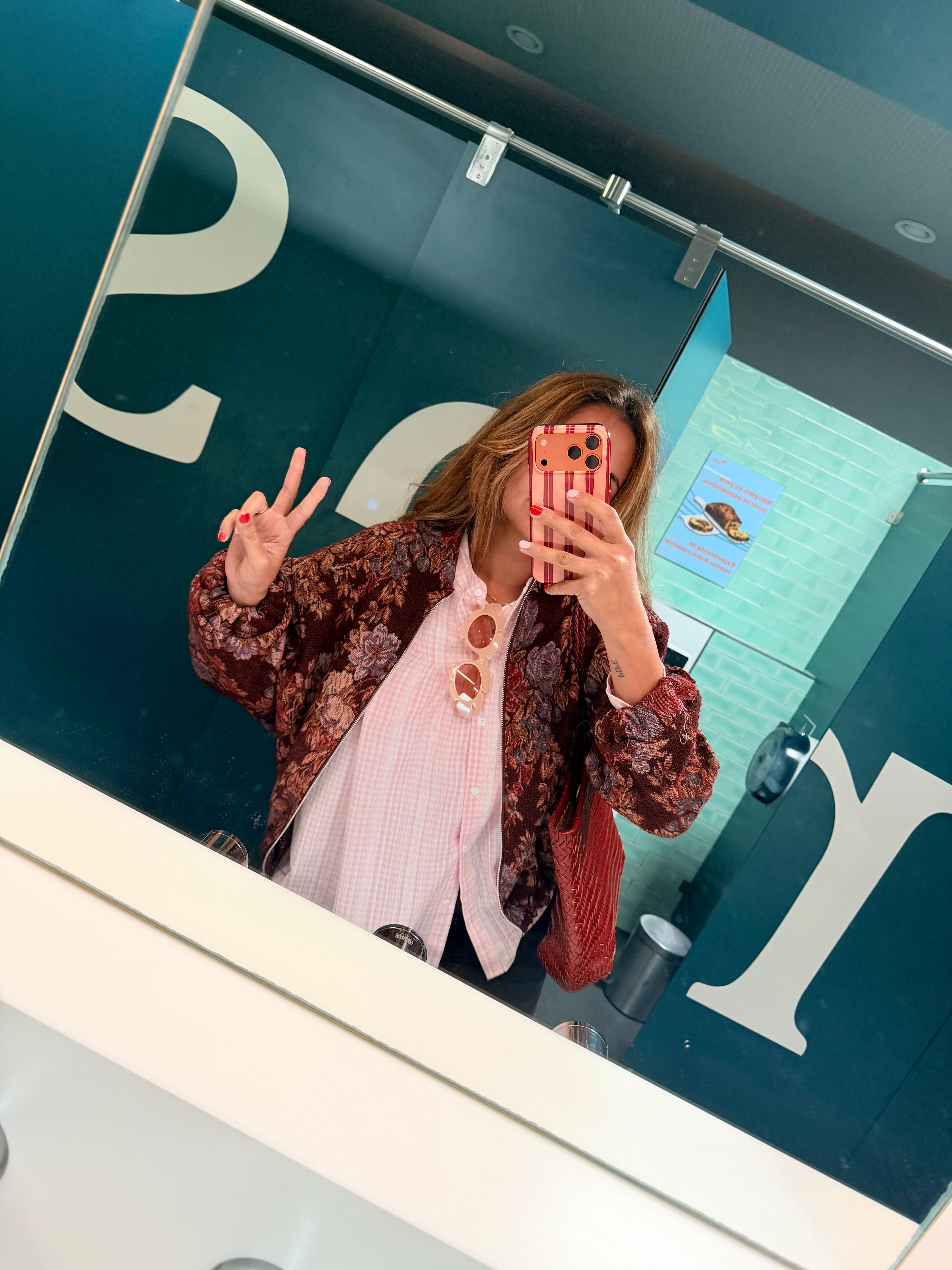 Casaco Jacquard Floral Bordeaux